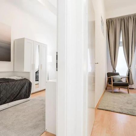 Newly Furnished Apartment For Up To 6 People Berlin Ngoại thất bức ảnh