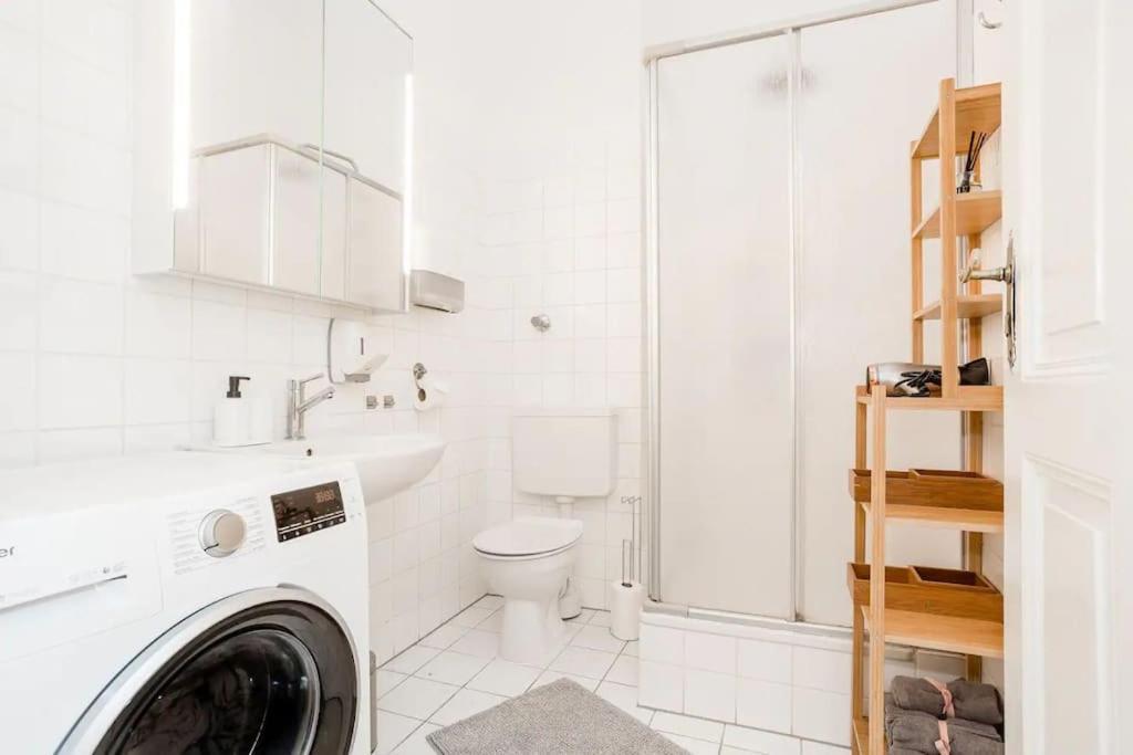Newly Furnished Apartment For Up To 6 People Berlin Ngoại thất bức ảnh